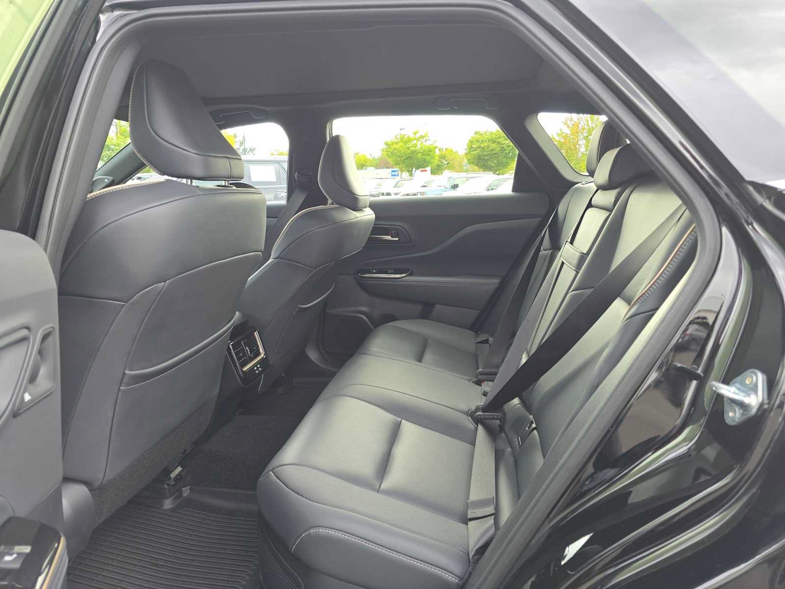 Certified 2025 Toyota Crown Signia w/ Advanced Technology Package AWD/4WD image 17