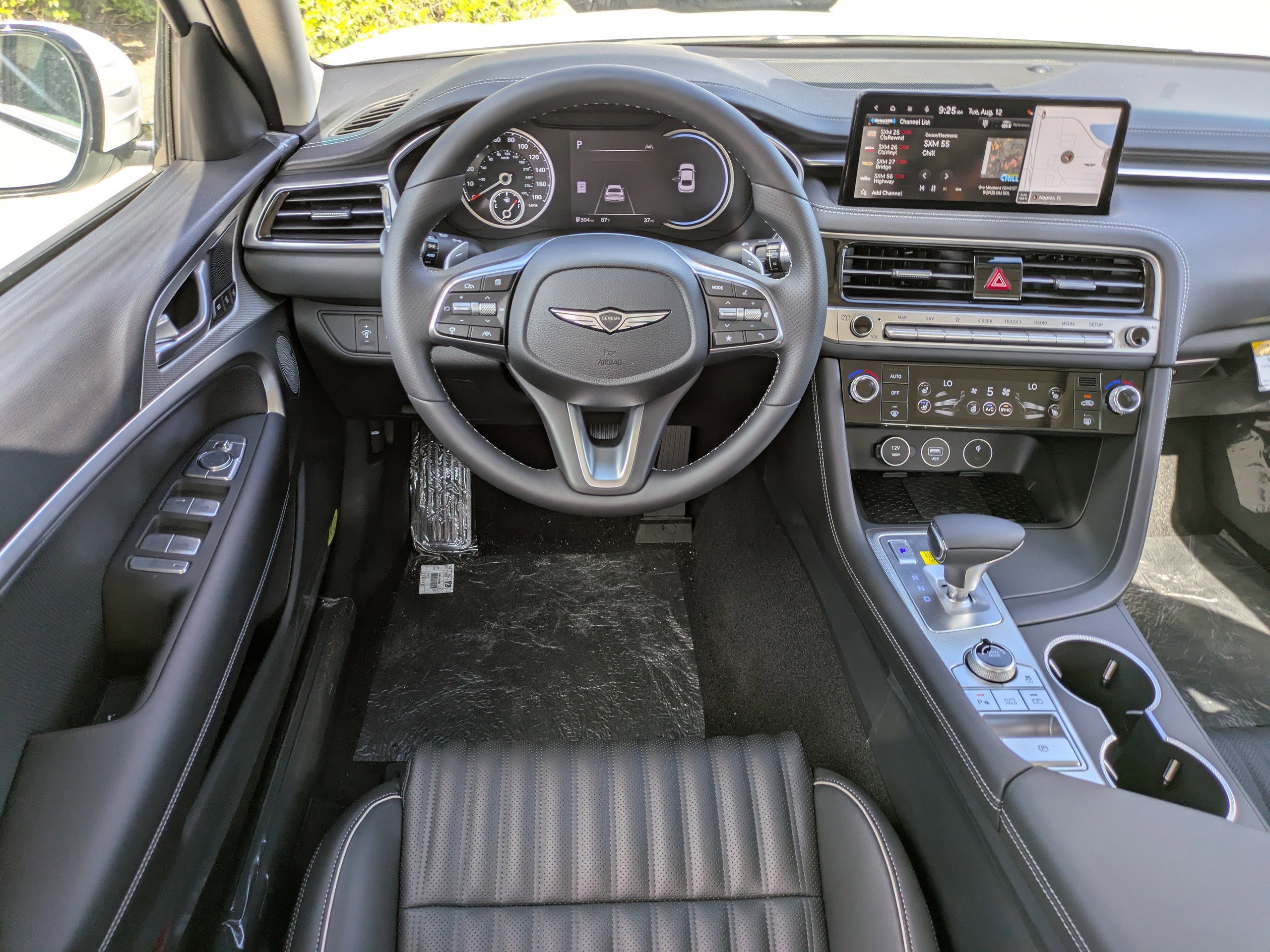 Used 2026 Genesis G70 2.5T Prestige RWD image 12