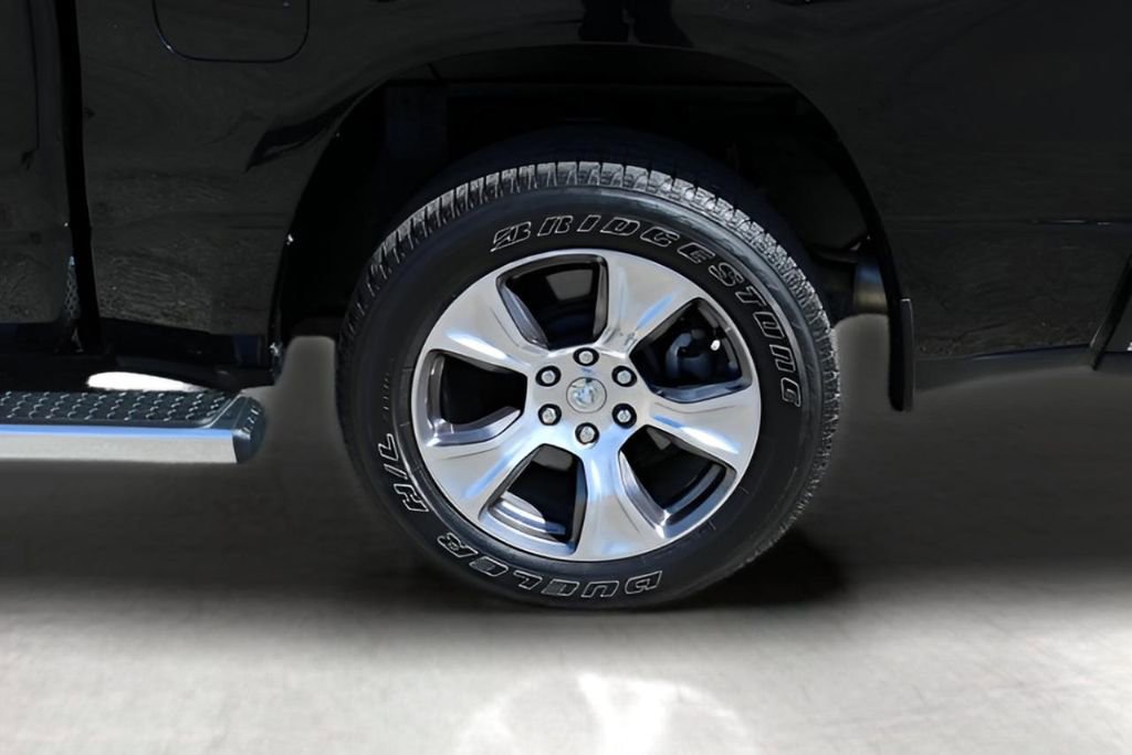 Used 2023 RAM 1500 Laramie image 9