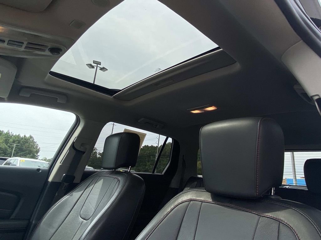 Used 2017 GMC Terrain SLT w/ Open Road Package image 19