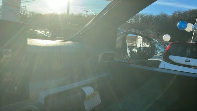 Used 2025 Toyota 4Runner TRD Off-Road Premium image 17