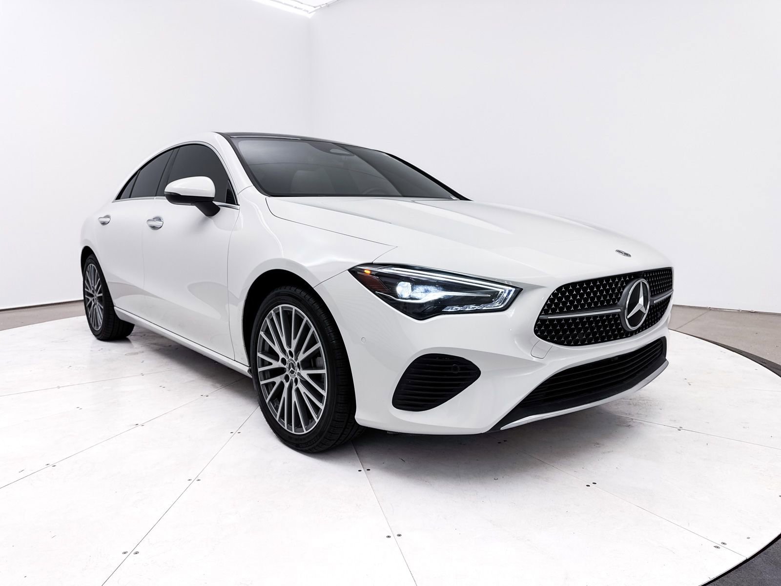 Used 2024 Mercedes-Benz CLA 250 4MATIC image 12