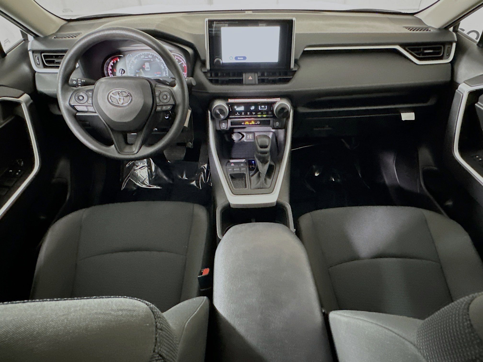Used 2025 Toyota RAV4 LE image 25