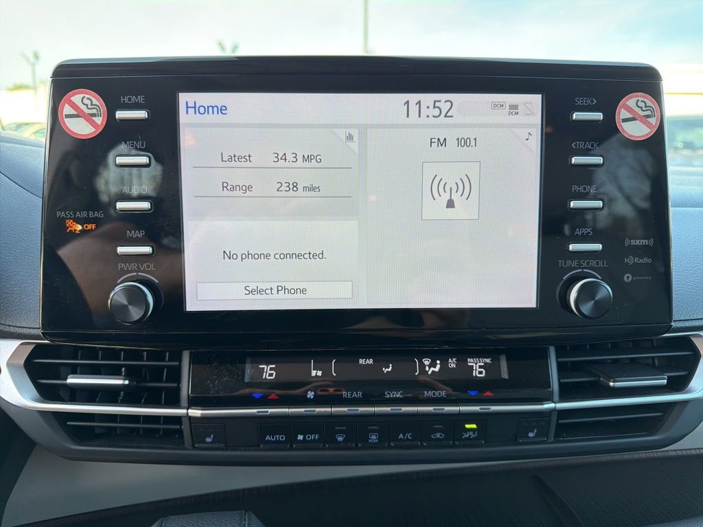 Used 2024 Toyota Sienna XLE image 18