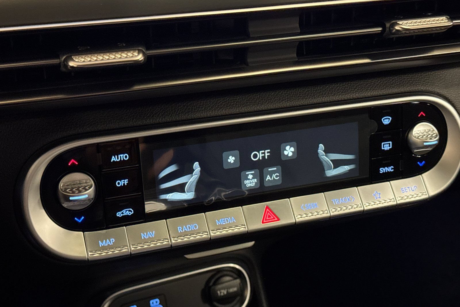 New 2026 Genesis GV60 RWD image 21