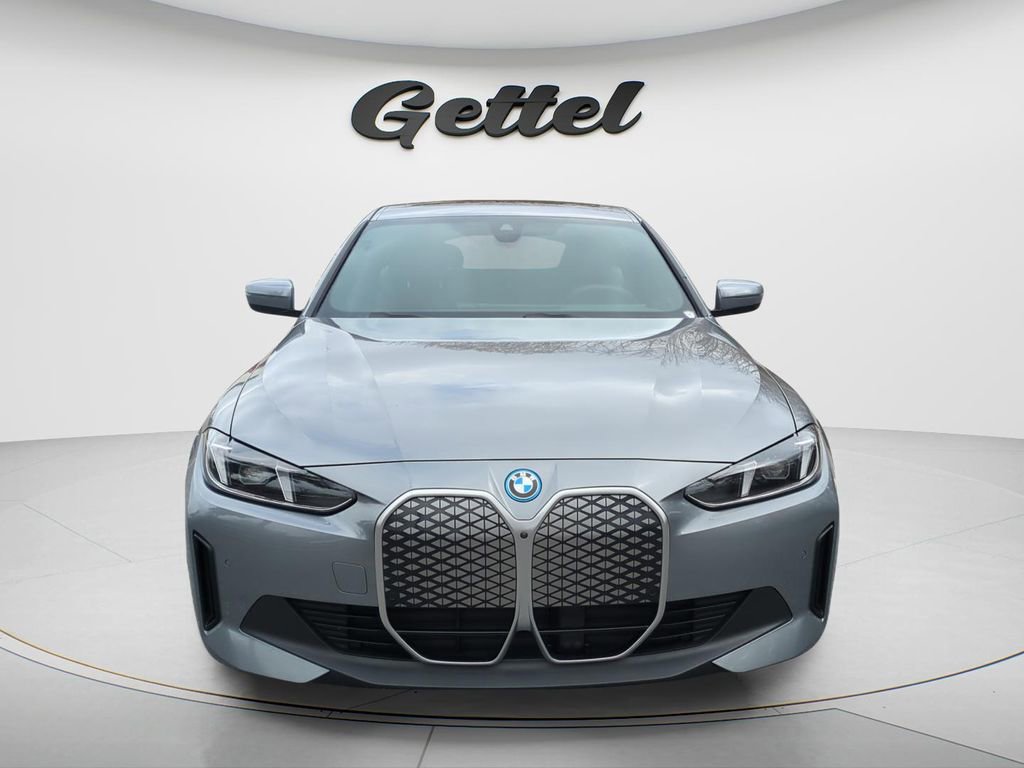 Used 2025 BMW i4 eDrive40 w/ Parking Assistance Package image 8