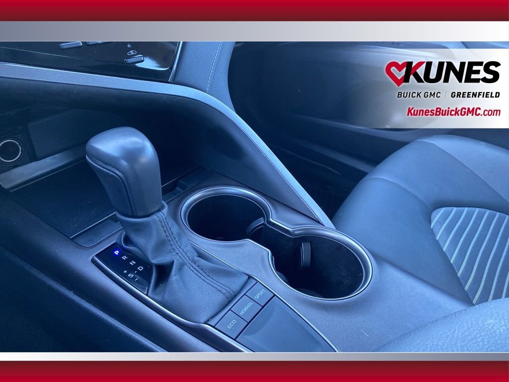 Used 2024 Toyota Camry SE image 27