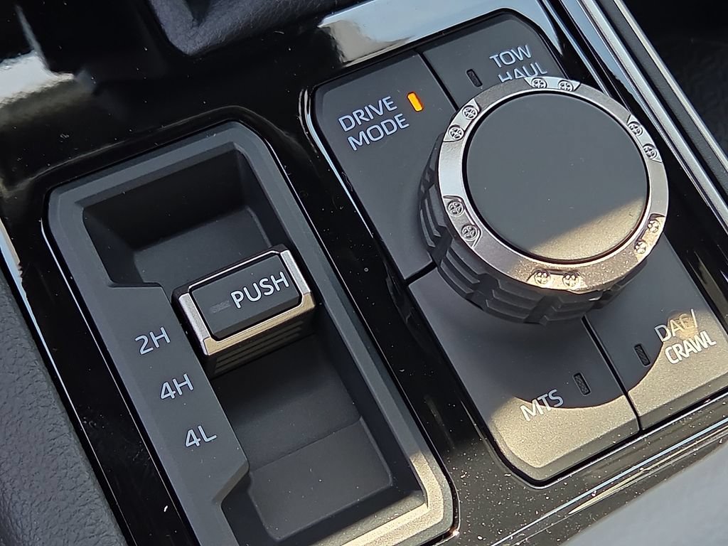 New 2026 Toyota Tundra Limited AWD/4WD image 22