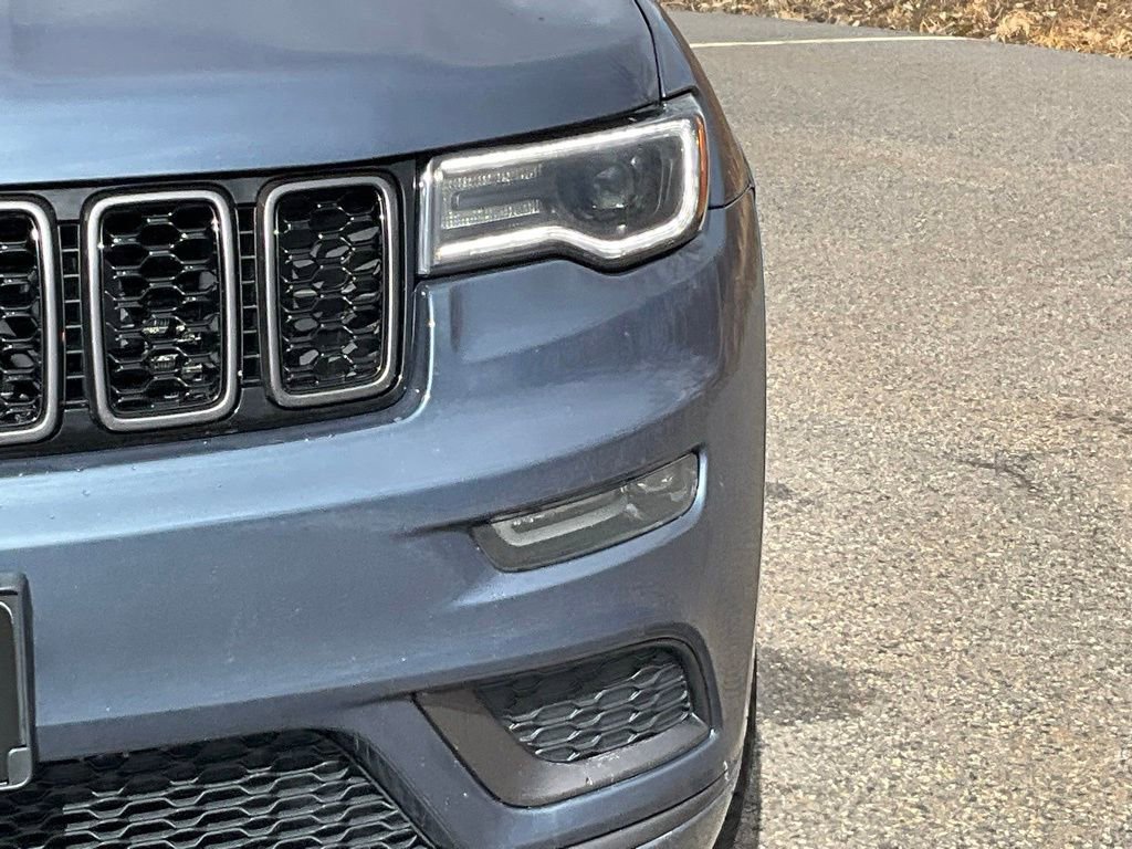 Used 2020 Jeep Grand Cherokee Limited X image 2