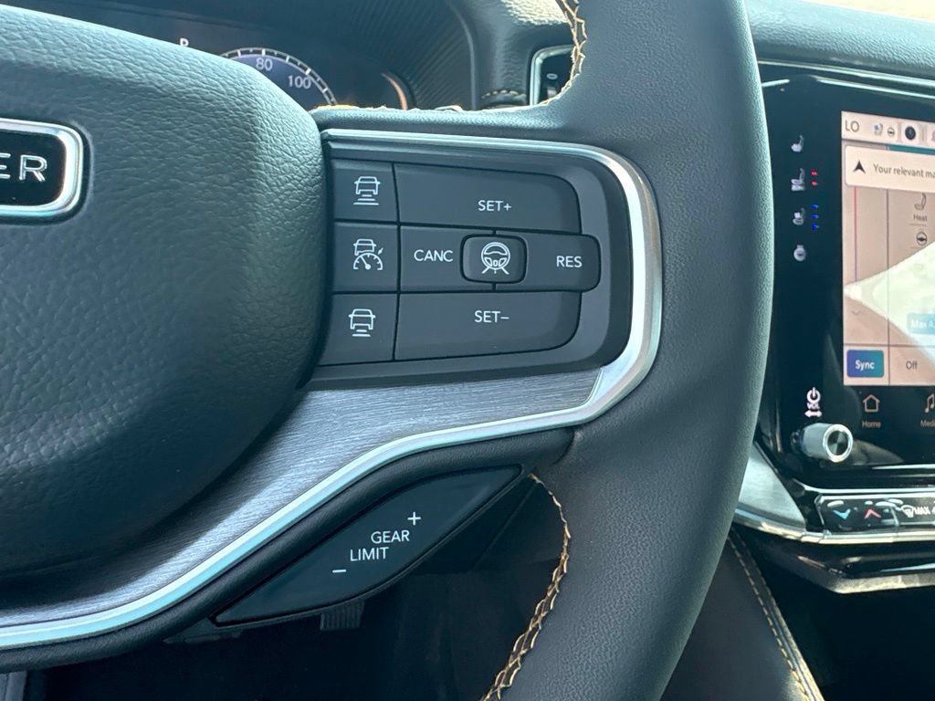 New 2026 Jeep Grand Wagoneer 4WD image 22