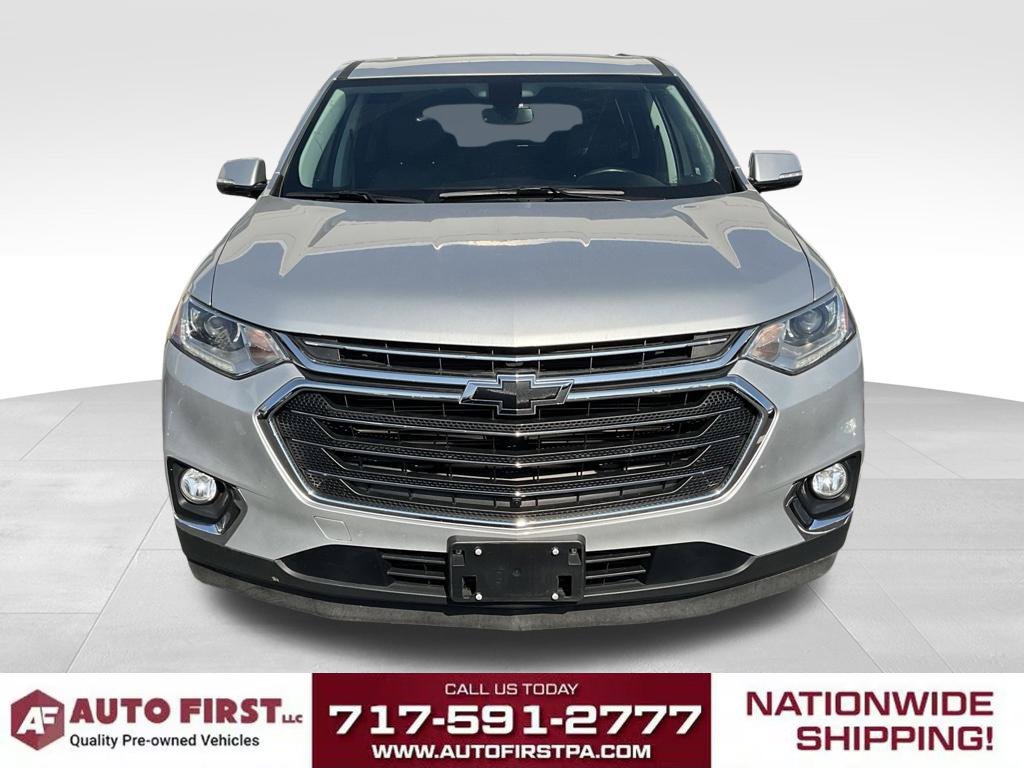 Used 2019 Chevrolet Traverse LT w/ LT Premium Package AWD/4WD image 2