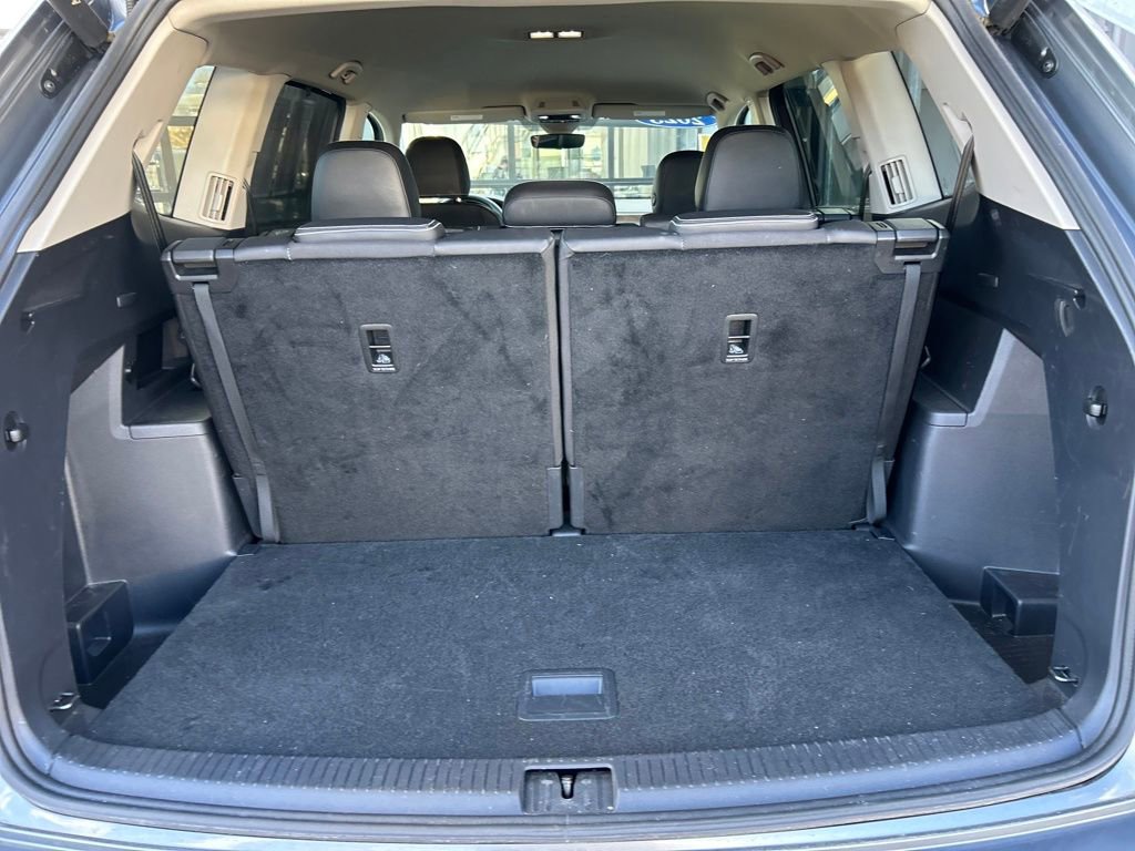 Used 2025 Volkswagen Atlas SE image 23