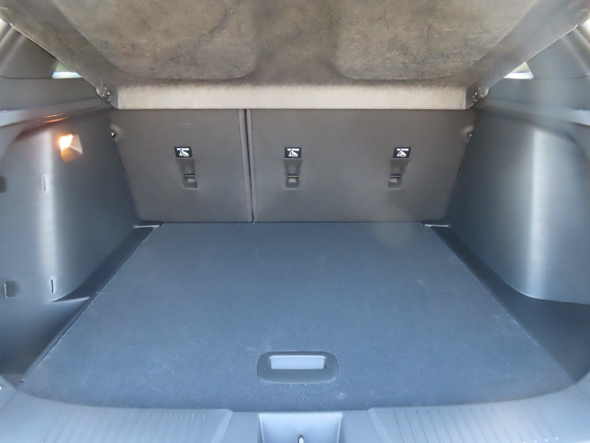 New 2026 Chevrolet Trax RS w/ Sunroof Package FWD image 40