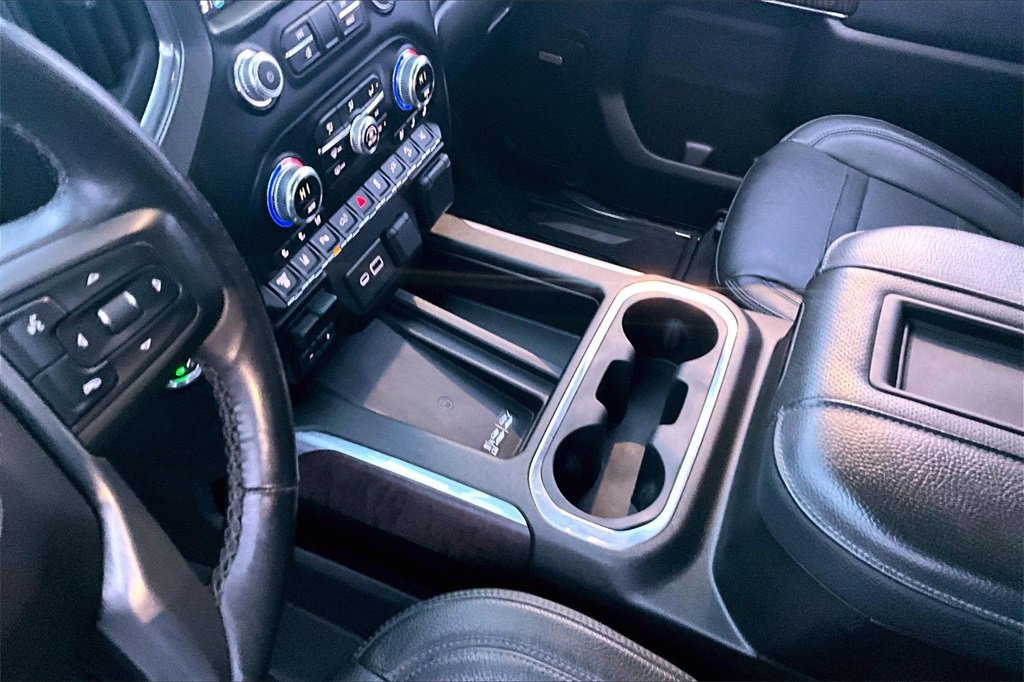 Used 2021 GMC Sierra 3500 Denali w/ Denali Ultimate Package image 15