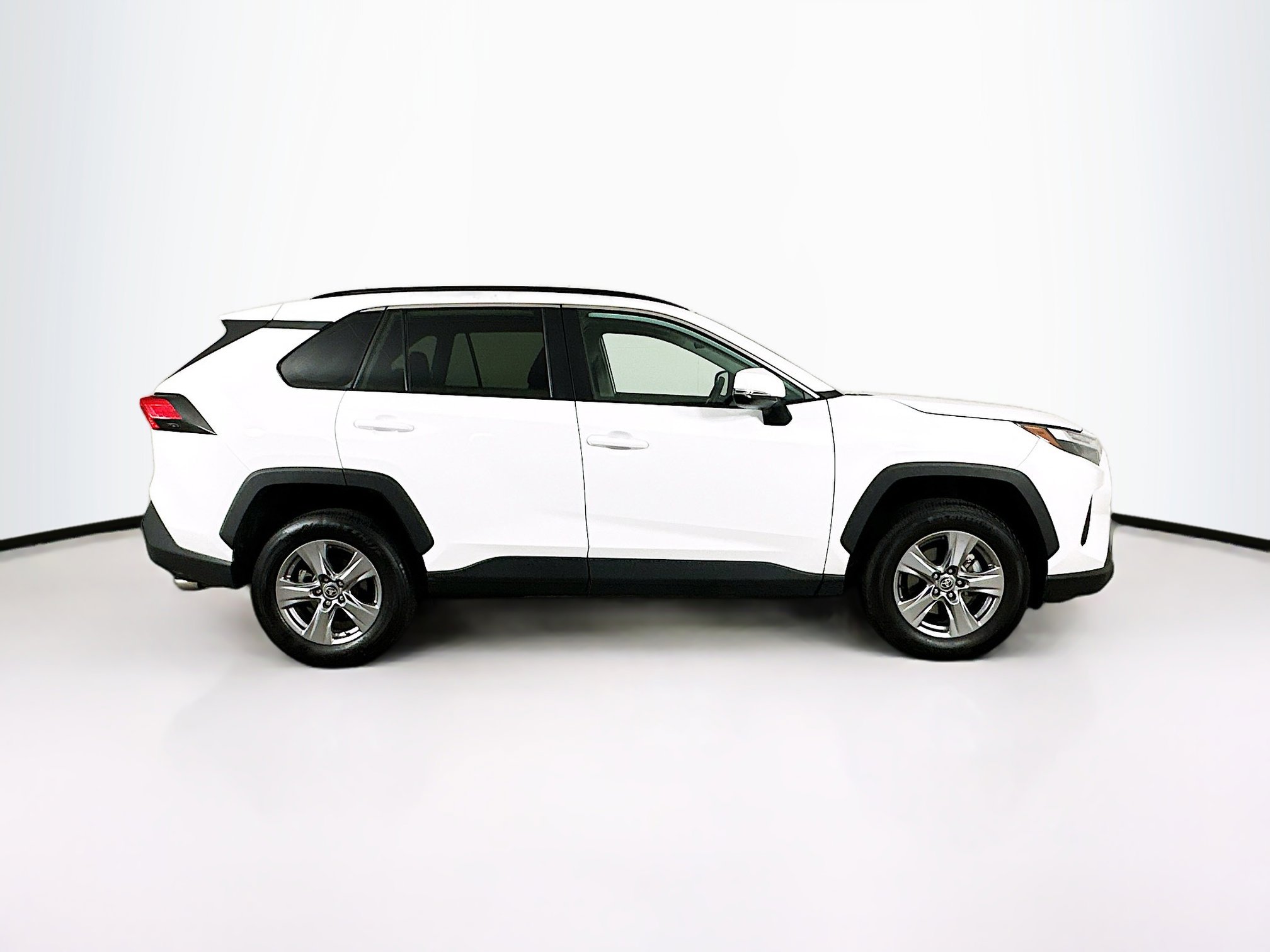 Used 2024 Toyota RAV4 XLE image 10