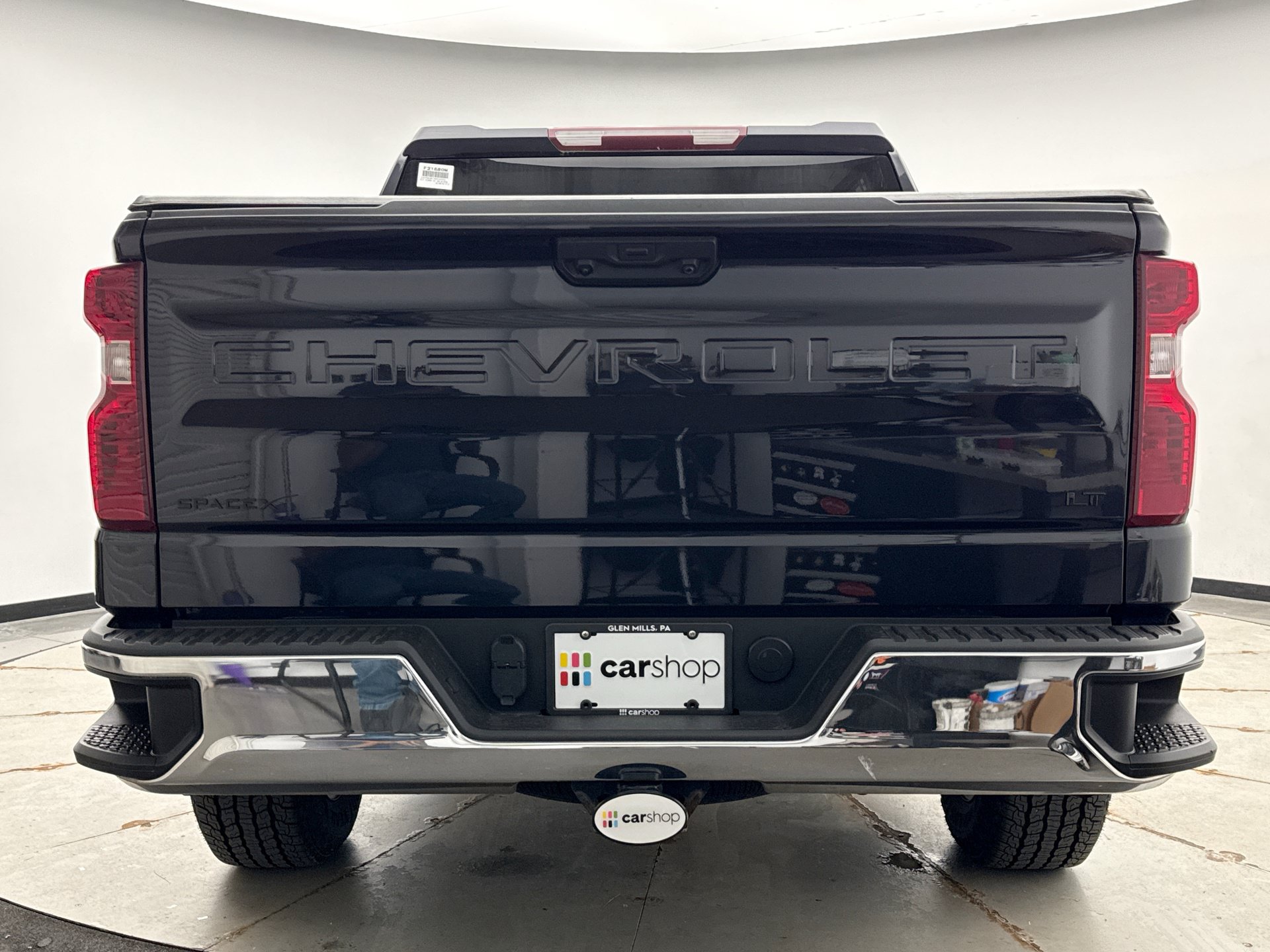 Used 2022 Chevrolet Silverado 1500 LT AWD/4WD image 4