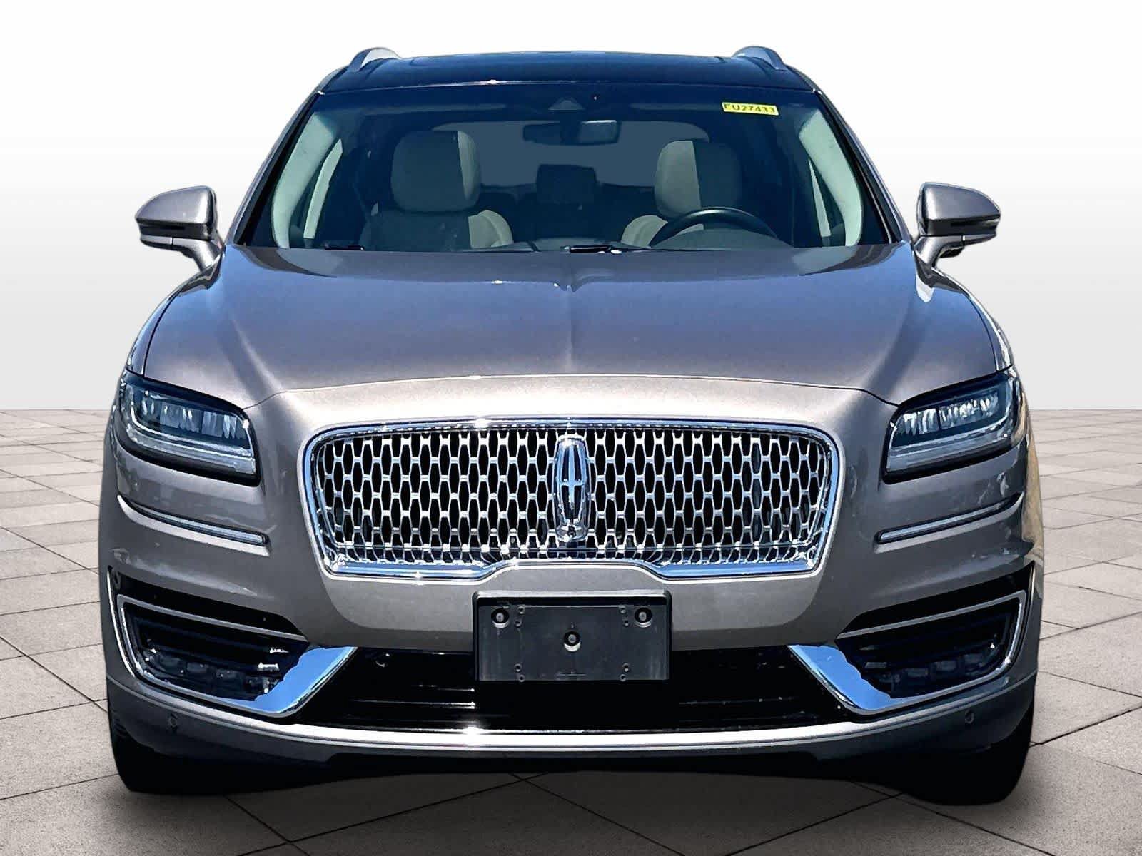 Used 2020 Lincoln Nautilus Reserve FWD image 2