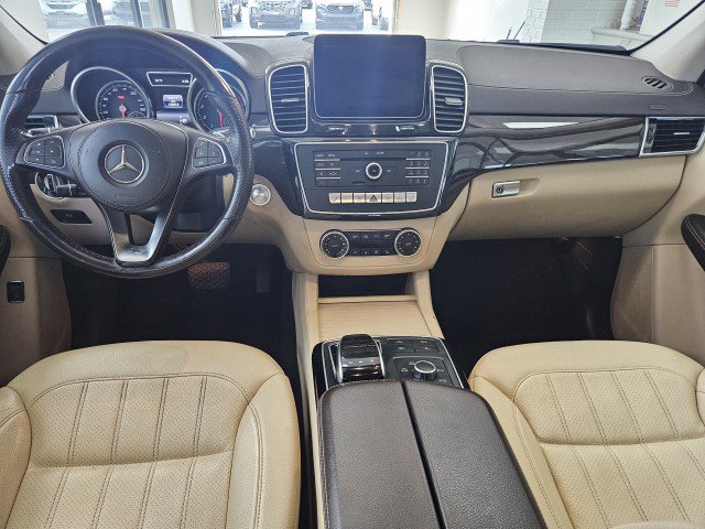 Used 2017 Mercedes-Benz GLS 450 4MATIC image 21