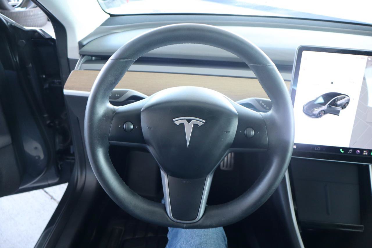 Used 2020 Tesla Model 3 Performance AWD/4WD image 19