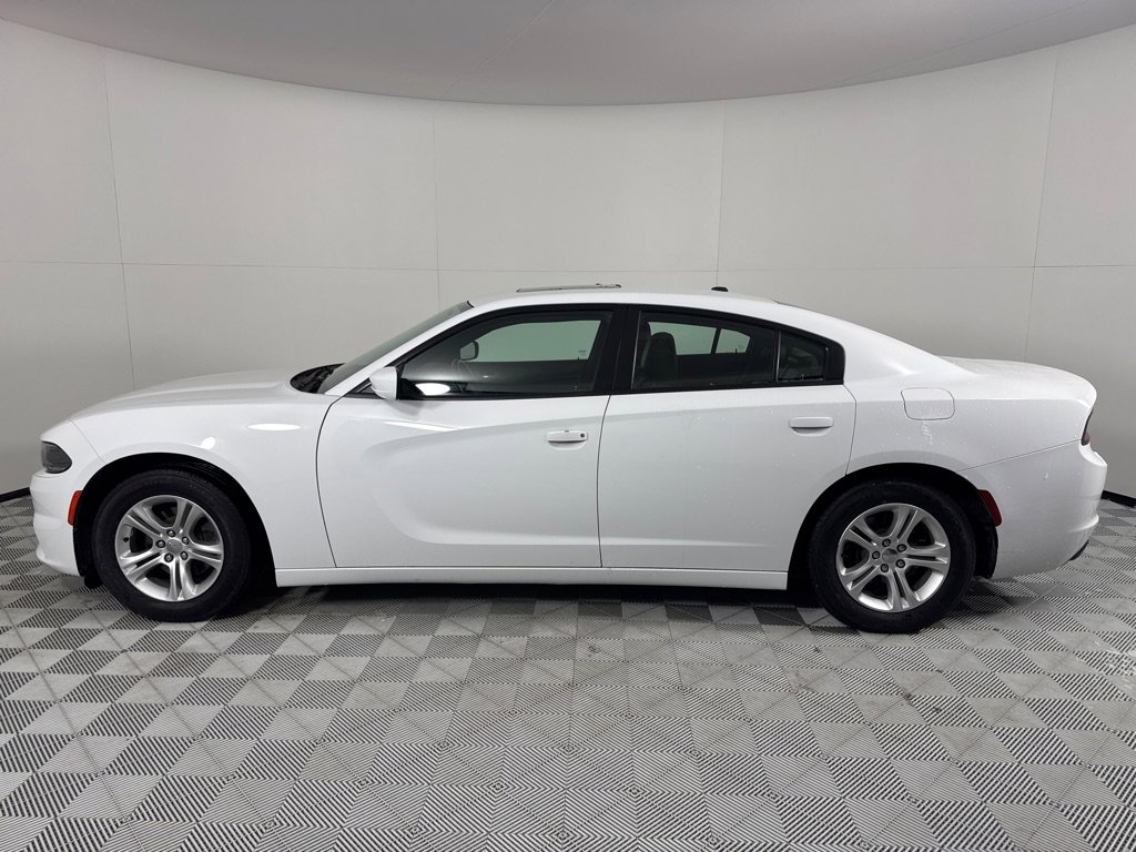 Used 2020 Dodge Charger SXT w/ Leather Interior Group image 8