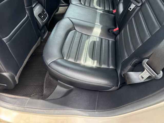 Used 2017 Ford Fusion SE w/ Fusion SE Technology Package FWD image 18