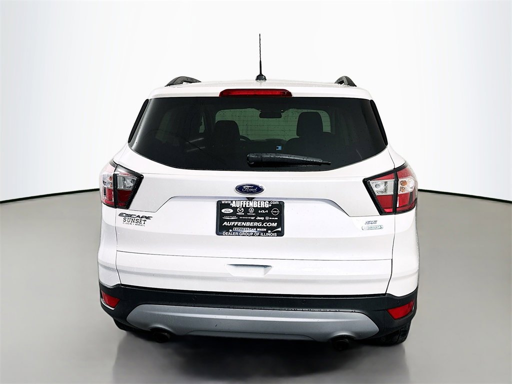 Used 2017 Ford Escape SE w/ Equipment Group 201A image 6