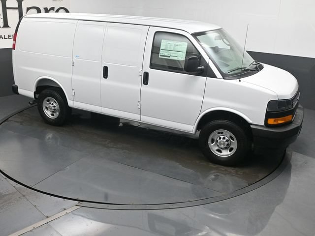 New 2026 Chevrolet Express 2500 w/ Driver Convenience Package RWD image 26