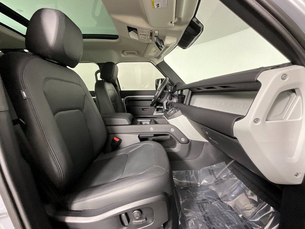 Used 2024 Land Rover Defender 110 S image 20