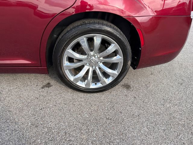 Used 2019 Chrysler 300 Touring w/ Quick Order Package 2EF image 41