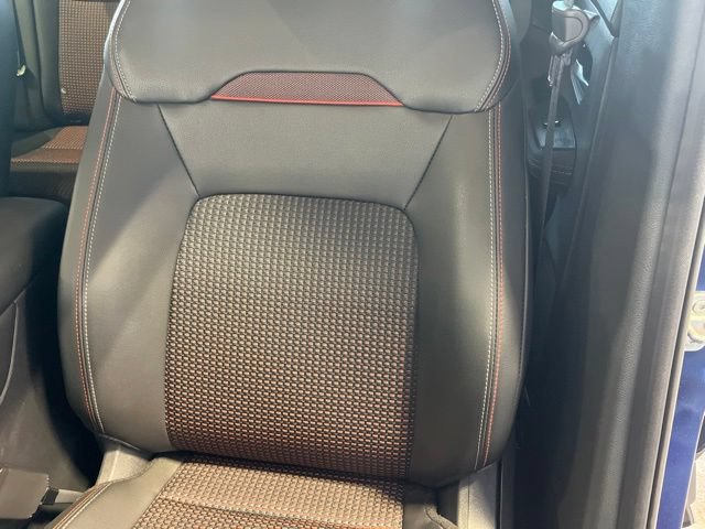 Certified 2025 Nissan Kicks SR AWD/4WD image 9