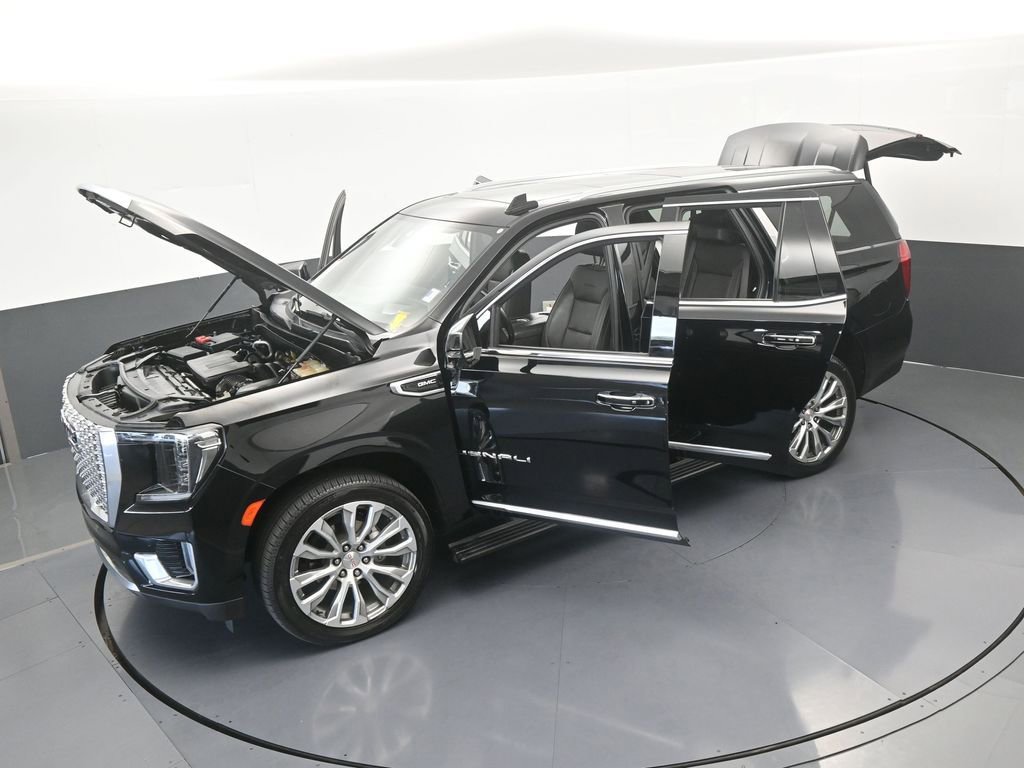 Used 2022 GMC Yukon Denali w/ Denali Premium Package AWD/4WD image 78