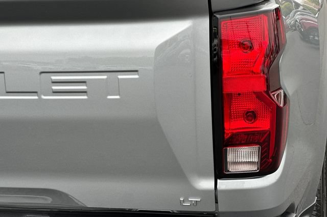 Used 2024 Chevrolet Colorado LT w/ LT Convenience Package RWD image 29