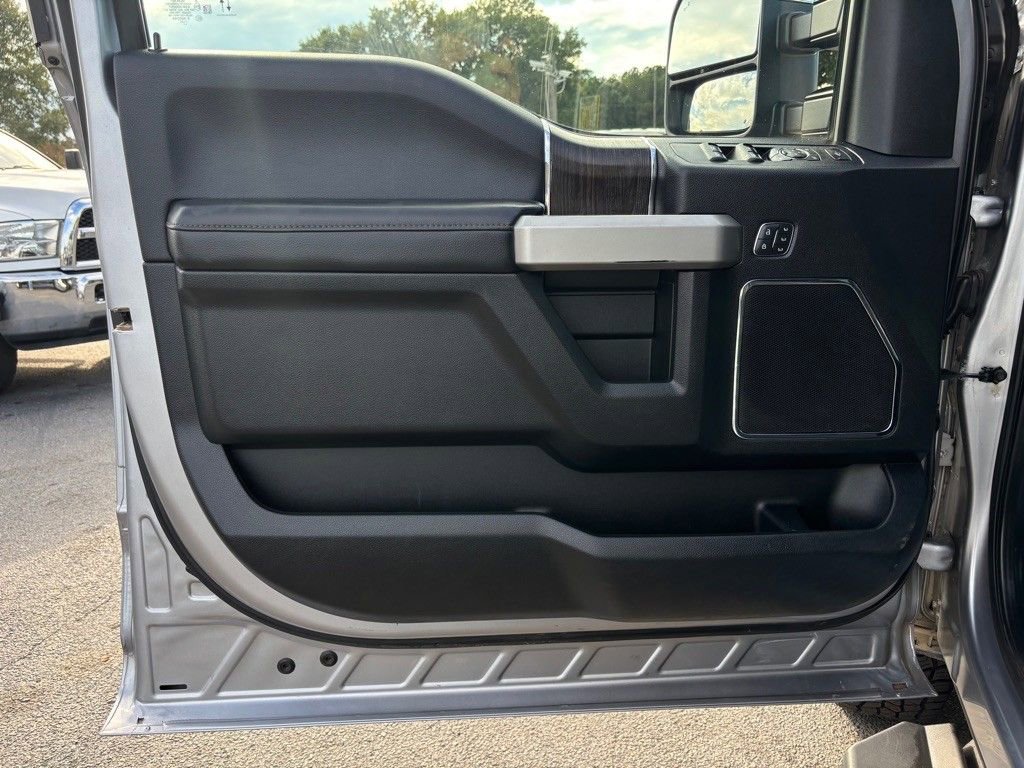 Used 2021 Ford F350 Lariat w/ Lariat Ultimate Package image 17