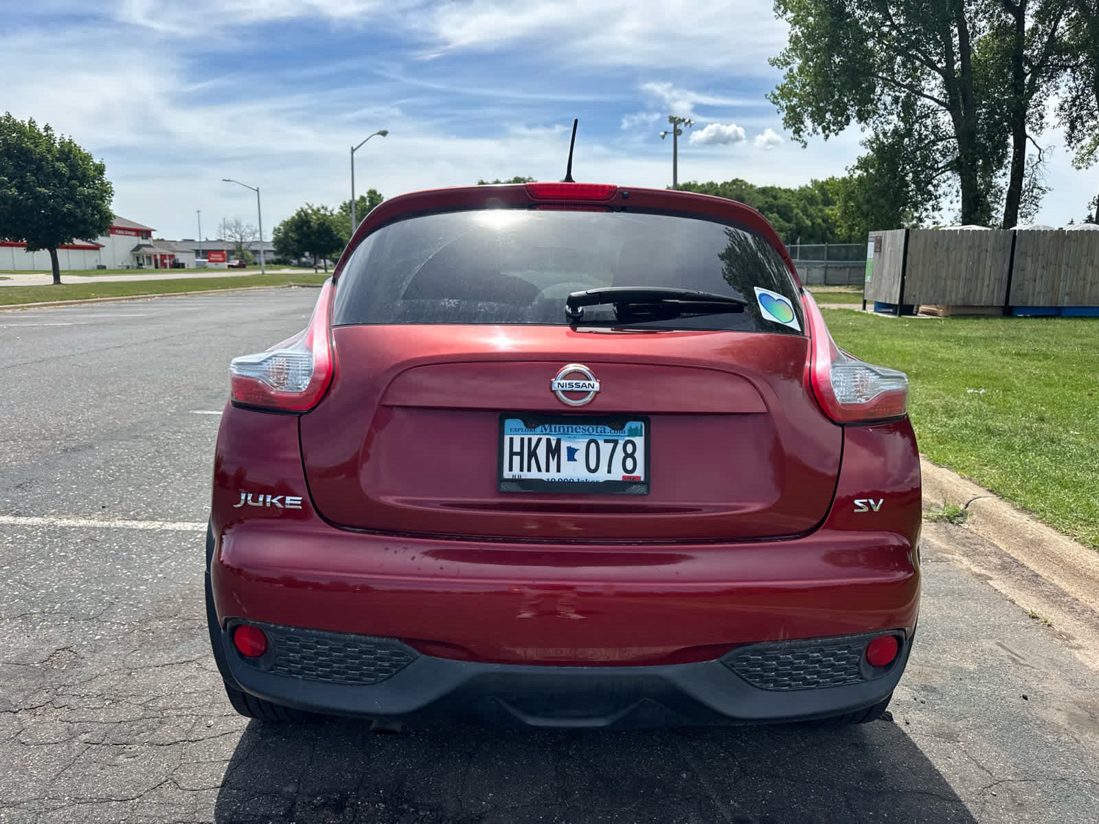 Used 2015 Nissan Juke SV w/ Technology Package FWD image 6