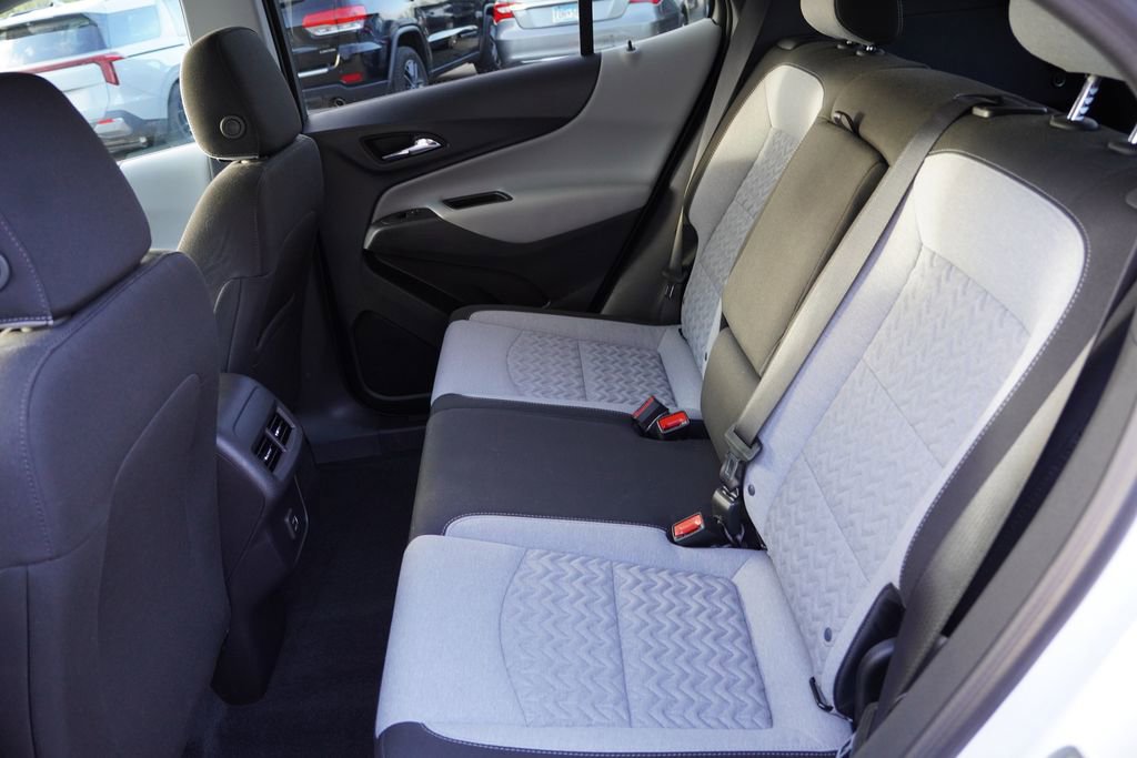 Certified 2024 Chevrolet Equinox LS w/ LS Convenience Package FWD image 17