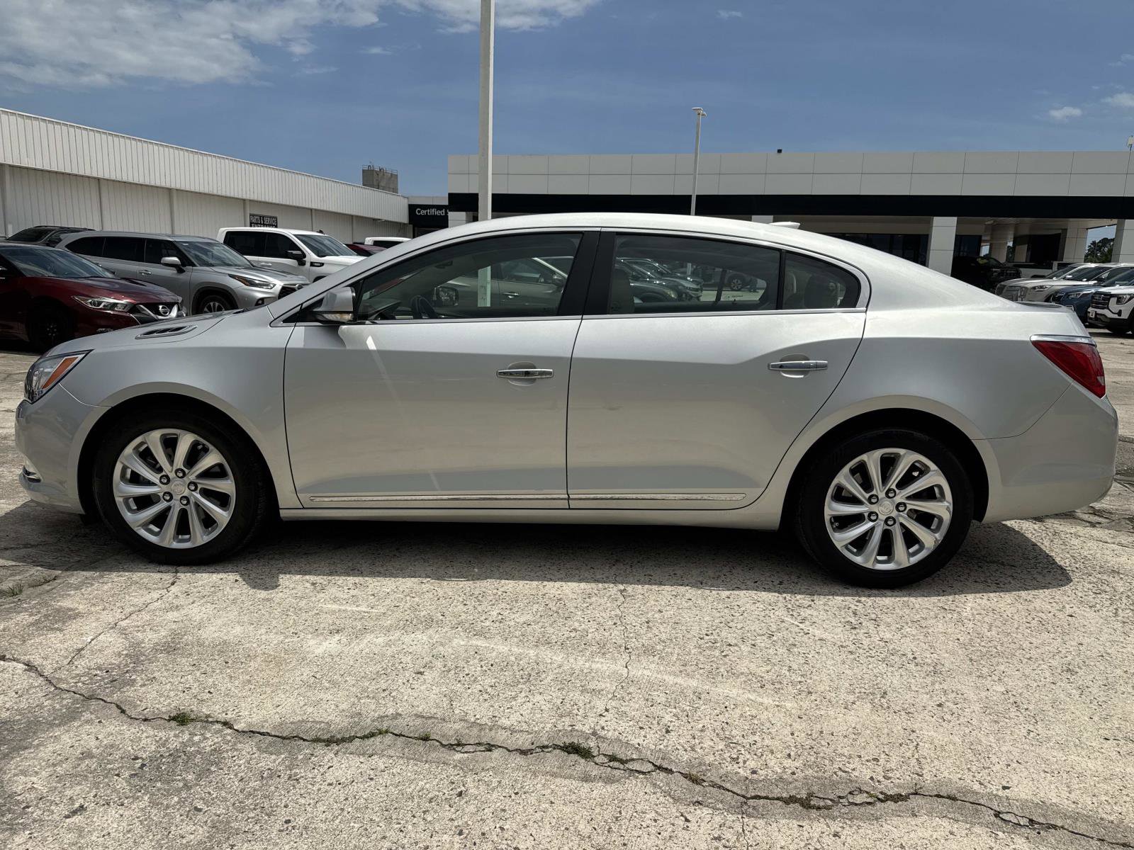 Used 2015 Buick LaCrosse Leather w/ Experience Buick Package FWD image 7