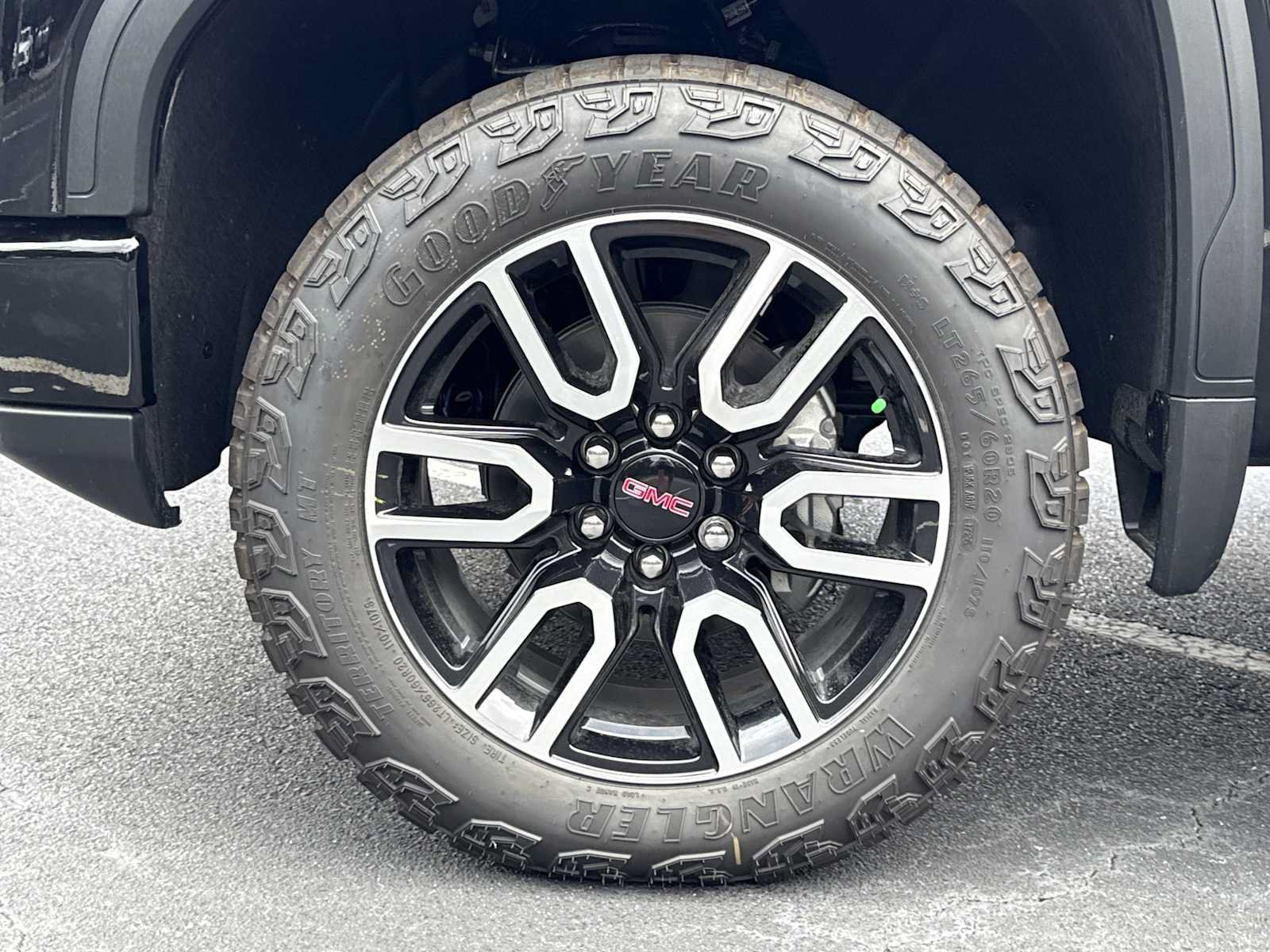 New 2026 GMC Sierra 1500 AT4 w/ AT4 Premium Package AWD/4WD image 31