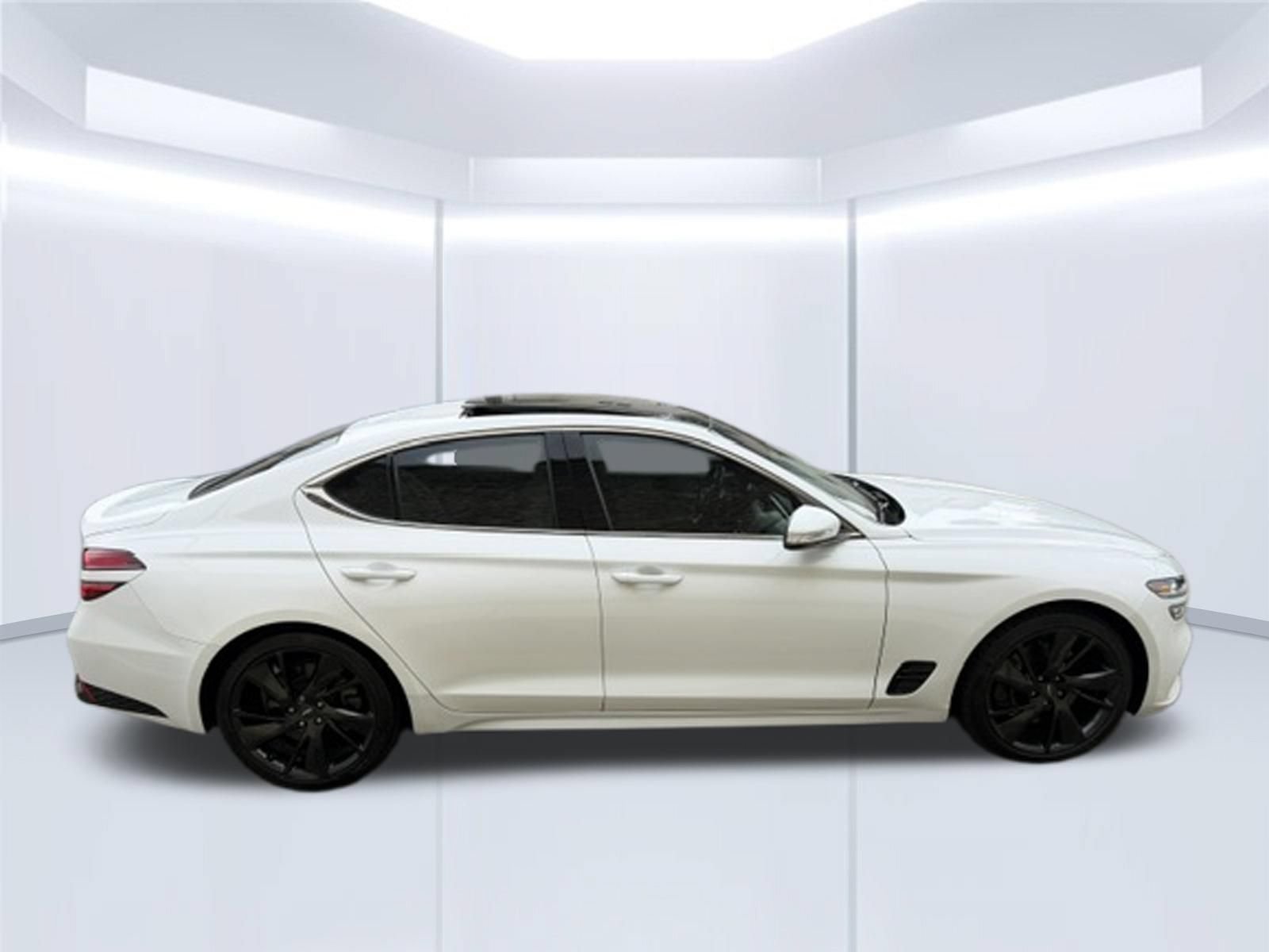 Used 2022 Genesis G70 3.3T w/ Sport Advanced Package AWD/4WD image 4