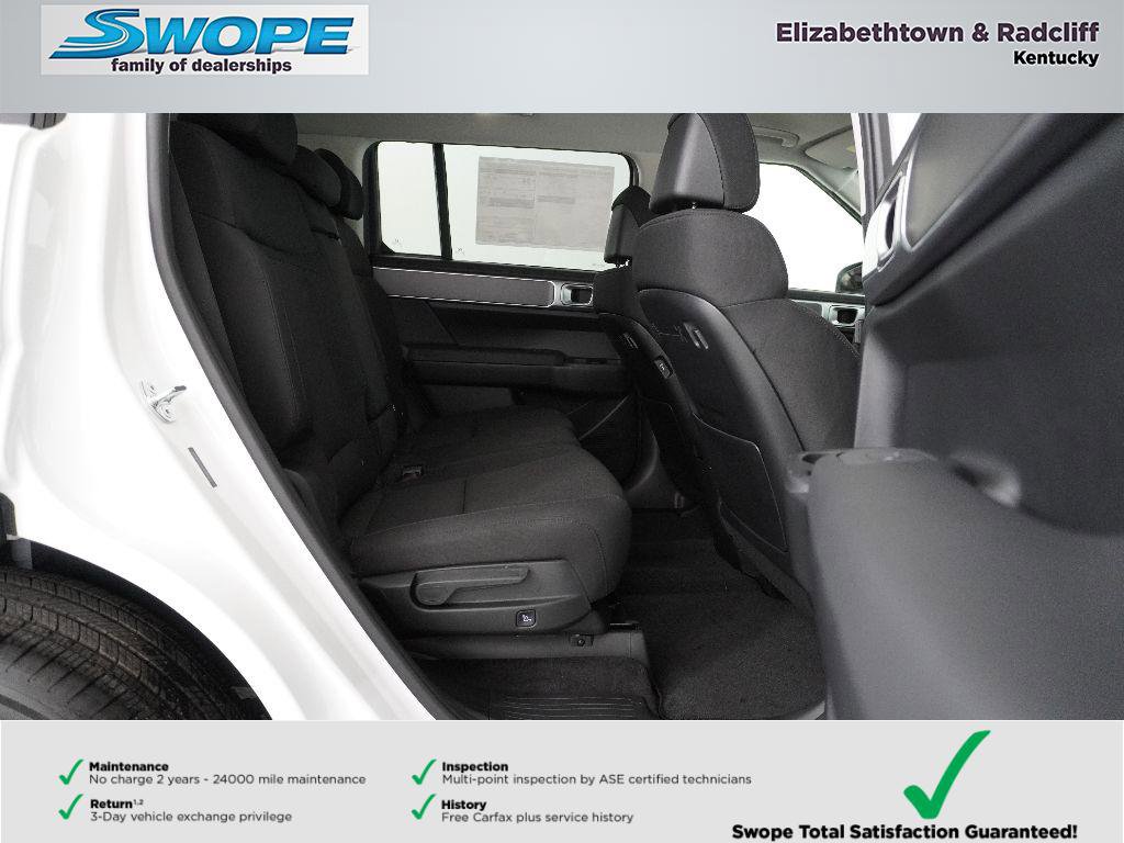 New 2026 Hyundai Santa Fe SE image 9