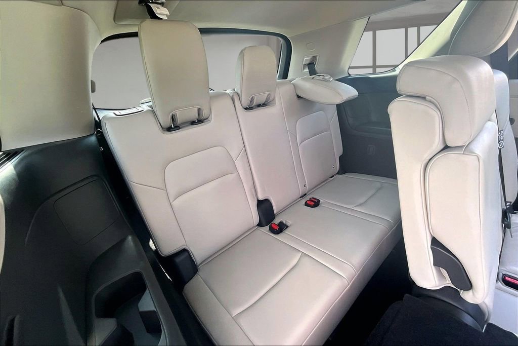 Used 2023 Nissan Pathfinder SL image 25