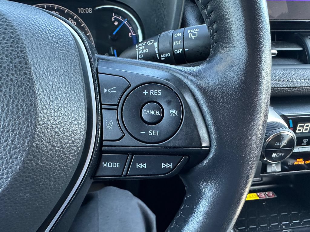 Certified 2023 Toyota RAV4 XLE Premium AWD/4WD image 21