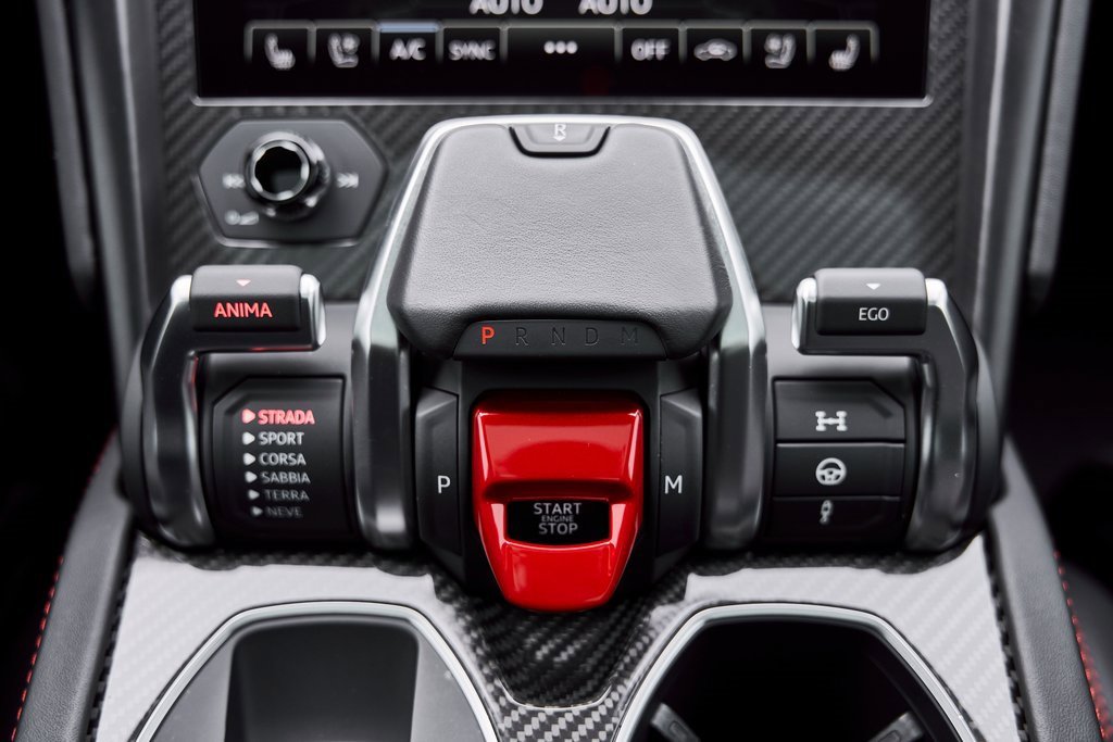 Used 2021 Lamborghini Urus image 70