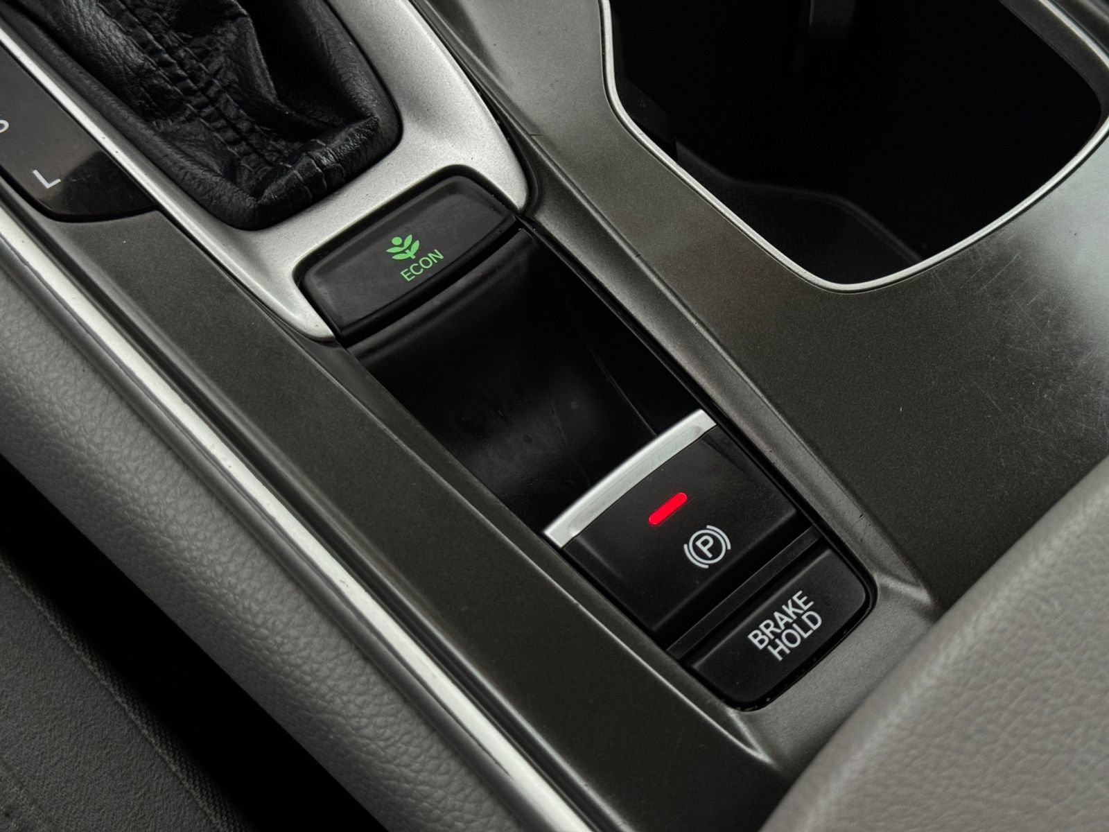 Certified 2018 Honda Accord EX image 36