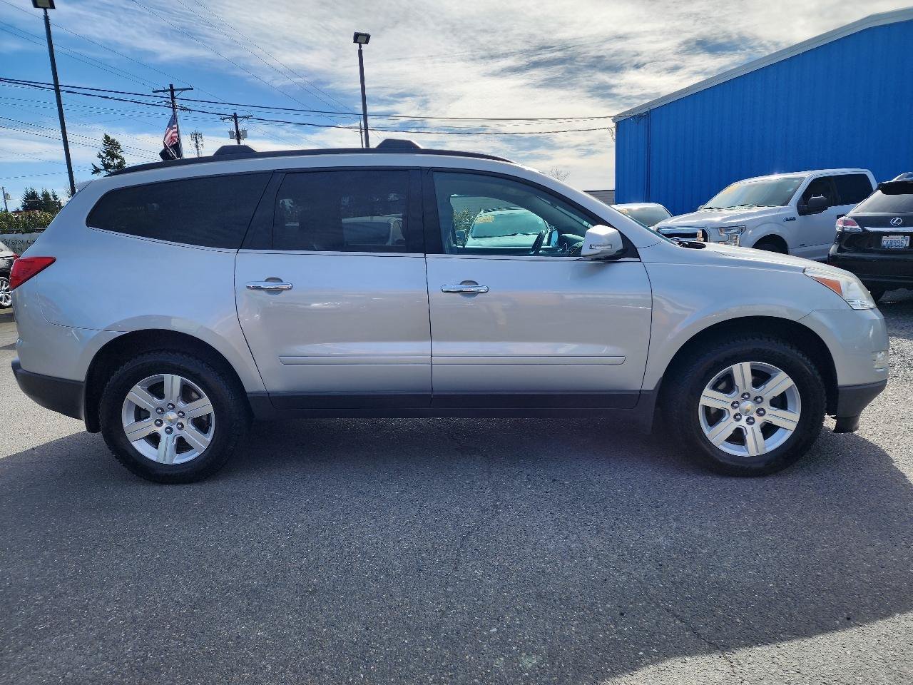 Used 2012 Chevrolet Traverse LT AWD/4WD image 4
