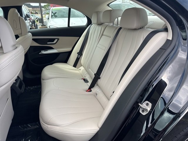 New 2026 Mercedes-Benz E 350 4MATIC Sedan image 8