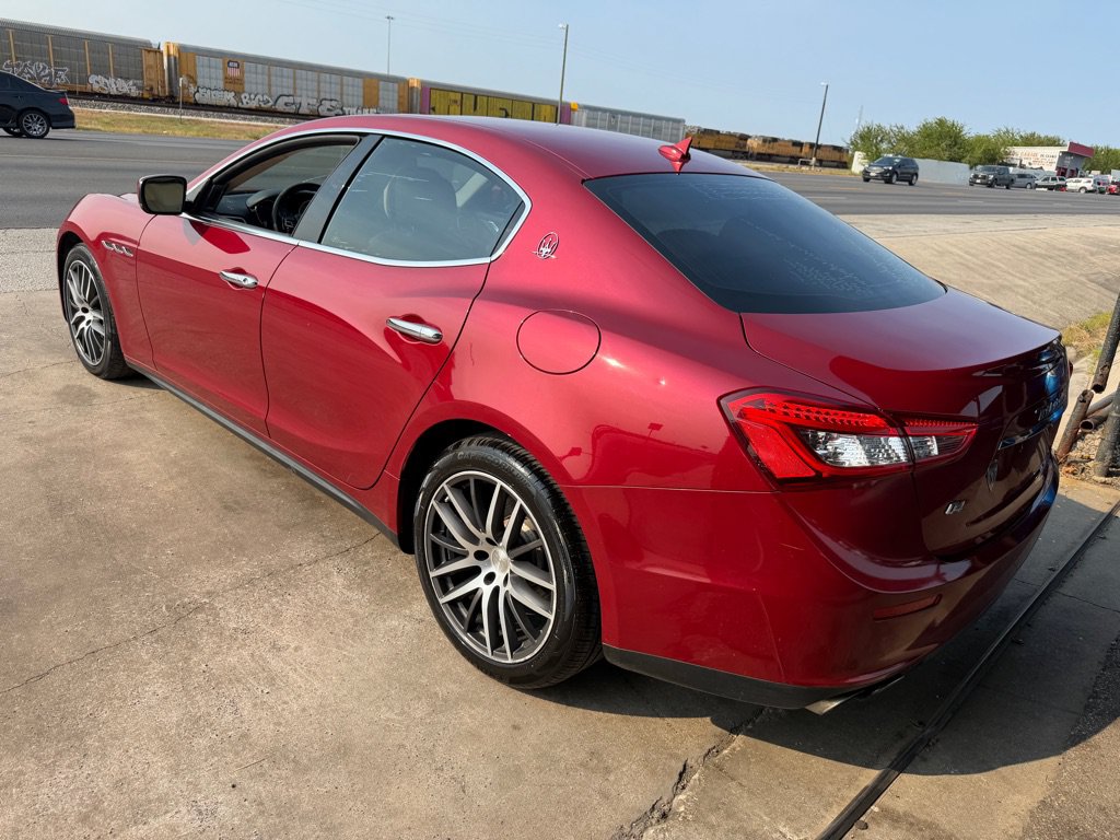 Used 2016 Maserati Ghibli RWD image 26