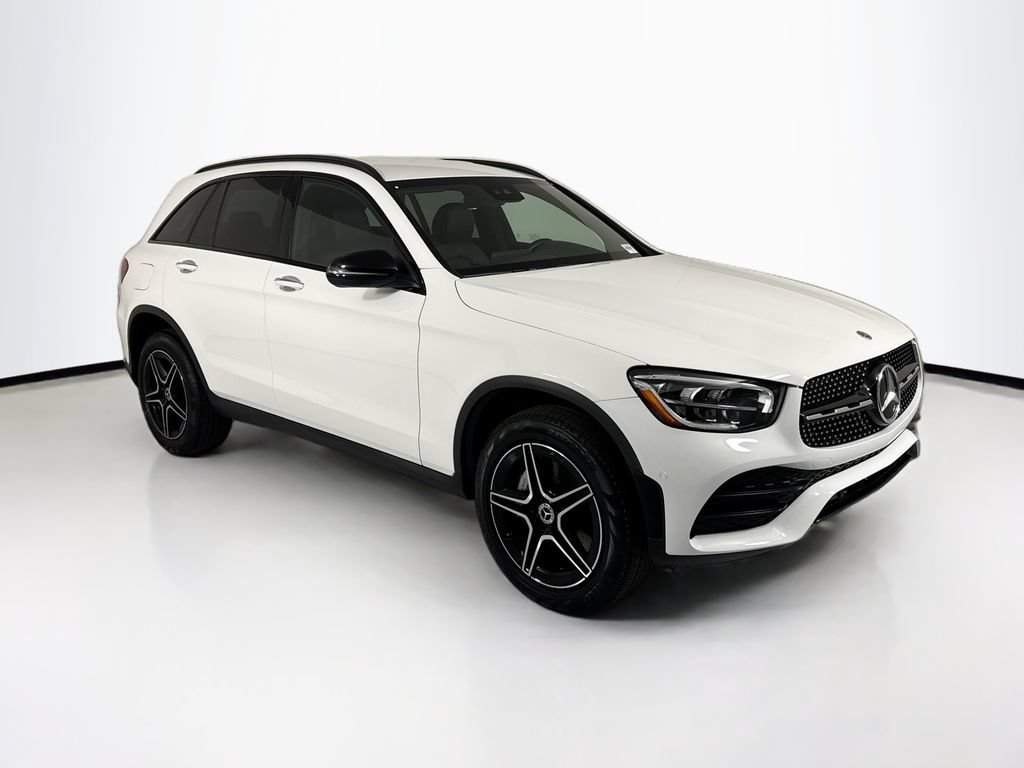 Certified 2022 Mercedes-Benz GLC 300 4MATIC image 3