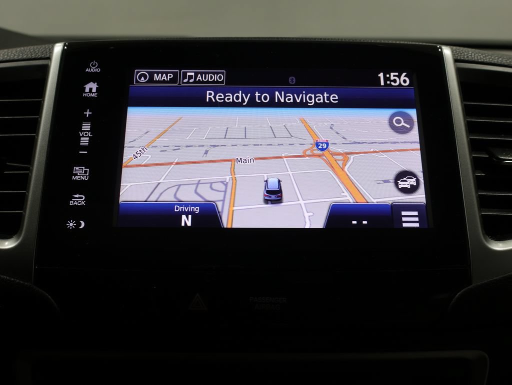 Used 2017 Honda Pilot Touring image 35