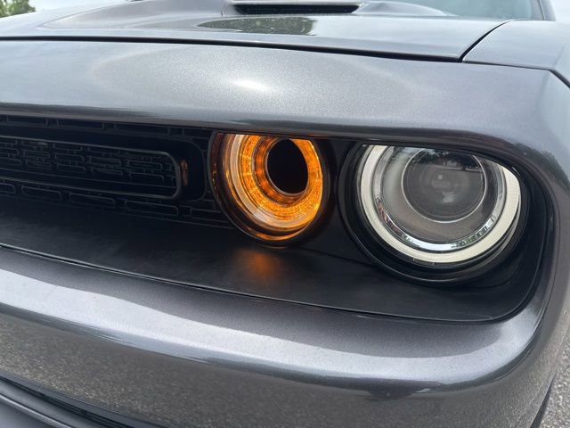 Used 2018 Dodge Challenger R/T w/ Driver Convenience Group RWD image 9