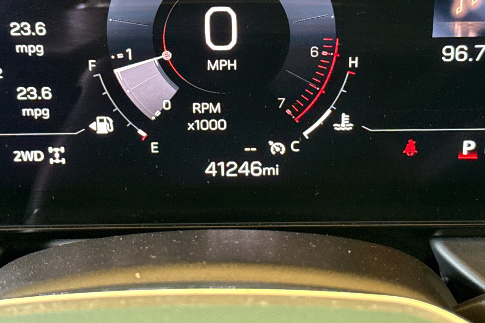 Used 2025 GMC Terrain Elevation AWD/4WD image 35